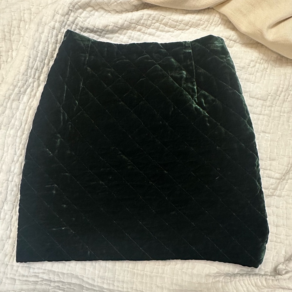 Elegant Quilted Velvet Pencil Skirt in Dark Green